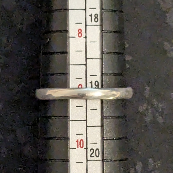 Vibrant Genuine Sky Blue Topaz Solid 925 Sterling Silver Size 9 - Picture 8 of 8